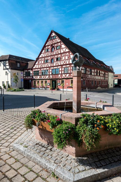 Der Schwan Hotel & Restaurant Schwanstetten Exteriör bild